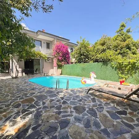 Villa Burla