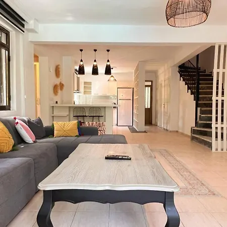 Villa Burla *