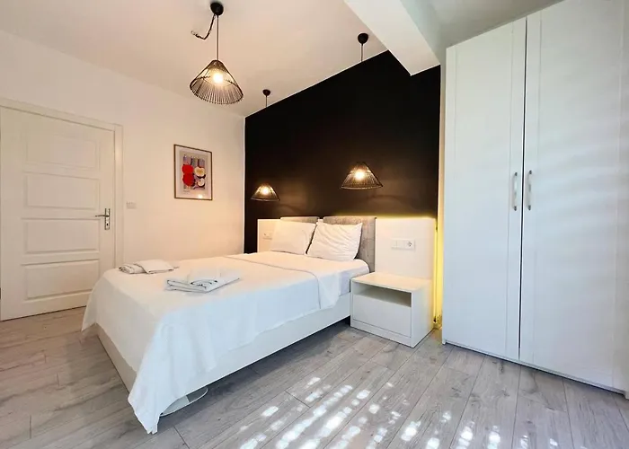 Villa Burla çalış